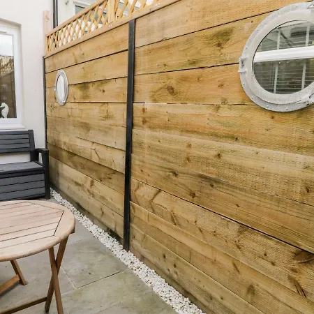 North Bay Retreat スカーバラ